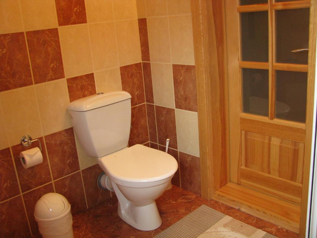 Asmonienes Sveciu Namai "Senoji Mokyklele" Hotel Smalininkai Room photo